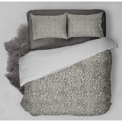 Polyester Channel Abstract Comforter