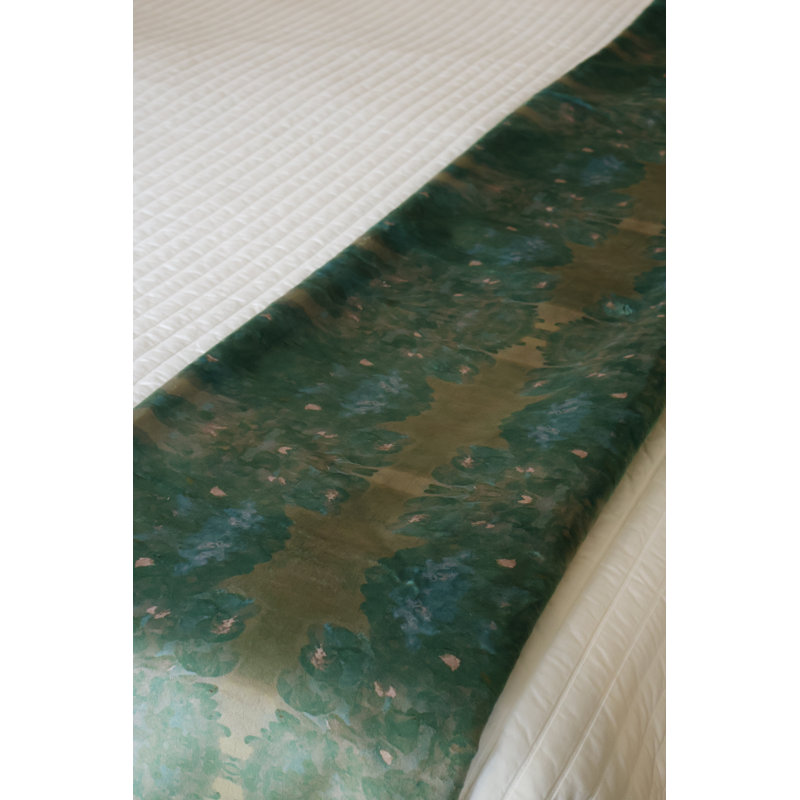 Centerpiece Luxury Throw, Juniper