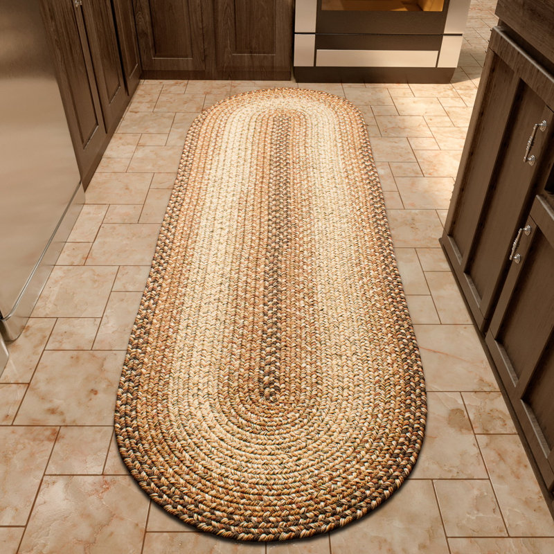 Indoor / Outdoor Rug, Oval 2' x 6'