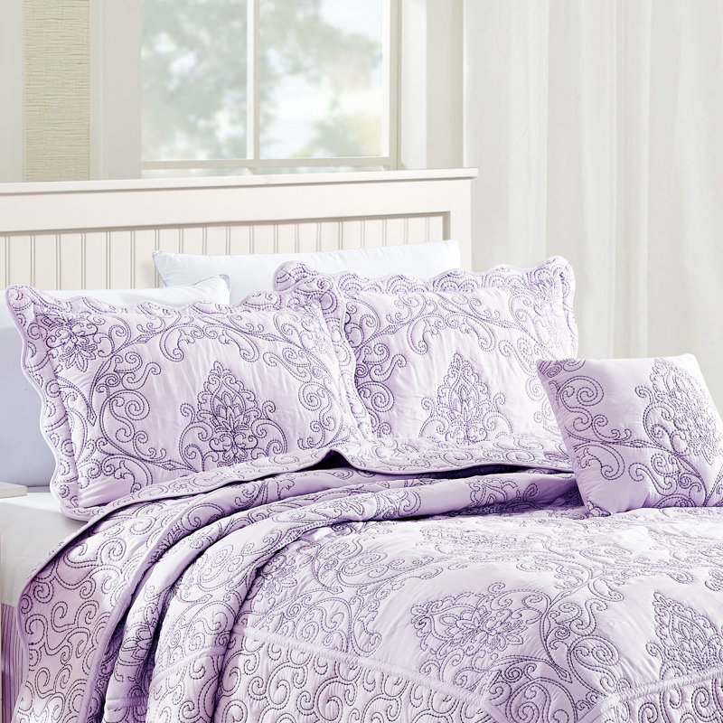 4 Piece Damask Oversized Embroidery Bedspread Set, Courtepointe grand lit + 2 taies décoratives pour, Brume de lavande