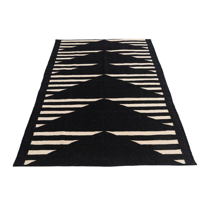 Tapis noir Noor