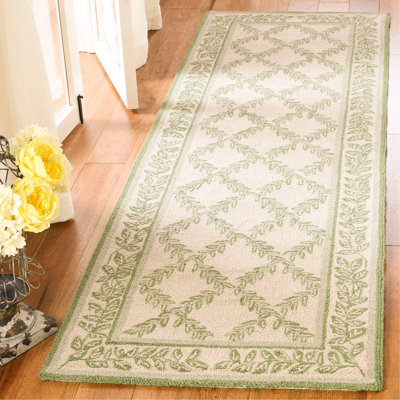 Jonsson Hand Hooked Wool Pile Geometric Rug