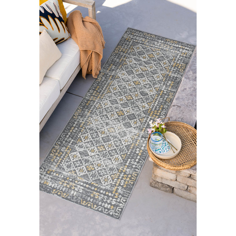 Deltufo Moroccan Reversible Flatweave Polypropylene Indoor / Outdoor Area Rug - Cream 