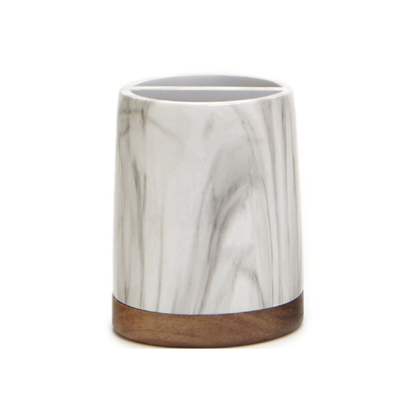Lunenburg Toothbrush Holder
