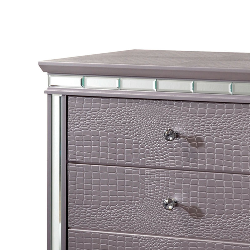 Lyanna 28.75'' W Solid Wood Nightstand