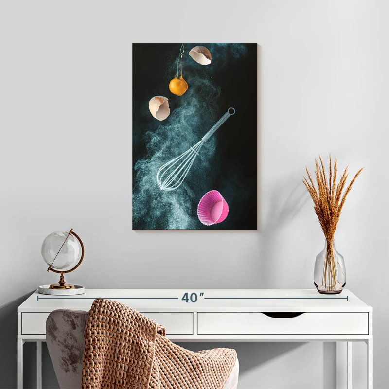 Senne Baking Stuff Toss, 24" H x 16" W