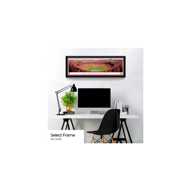 Impression panoramique de Kansas City Chiefs, H 15,5 po x l 42 po x P 1,38 po, Cadre noir