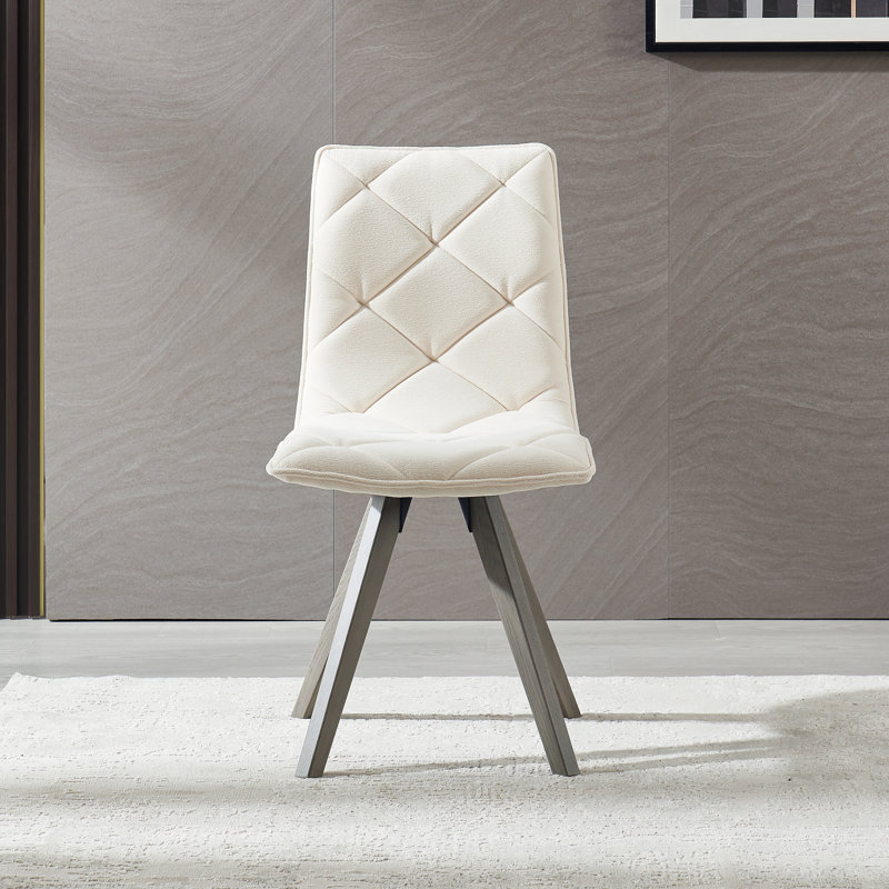 Chaises de salle à manger confortables en tissu blanc, pieds en bois, style moderne, usage domestique