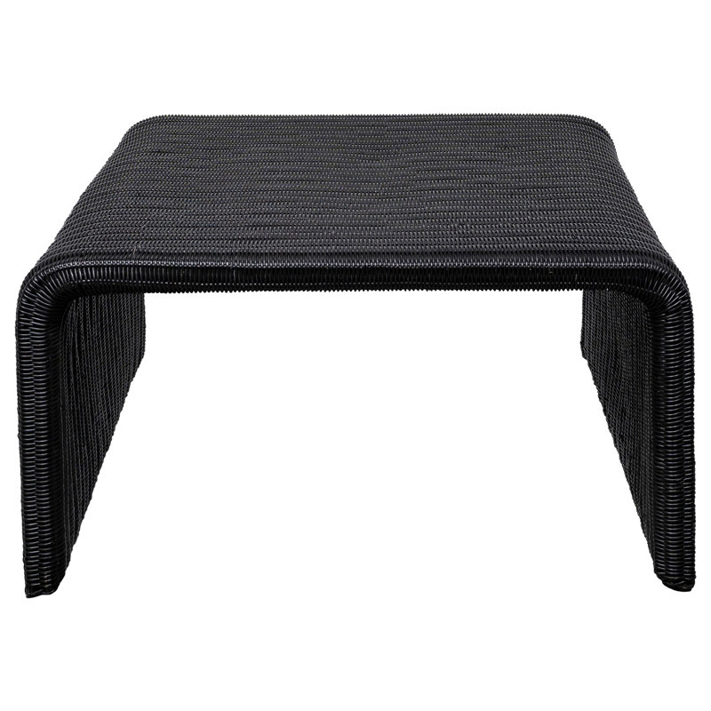 Table basse tissée en rotin