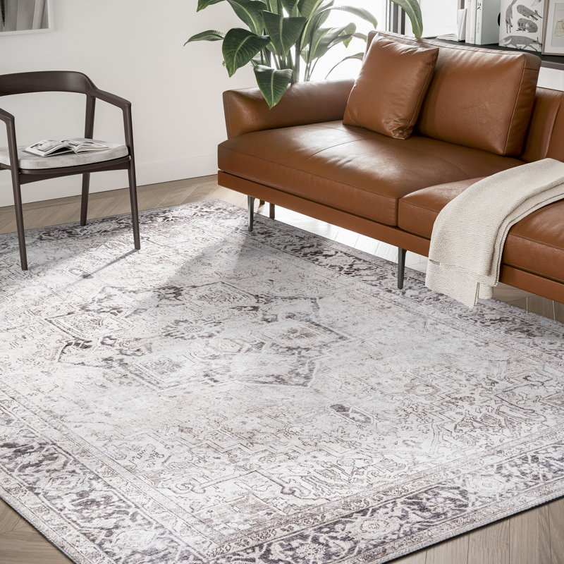 Devendr Oriental Indoor Rug, Rectangle 7'9" x 10'2"