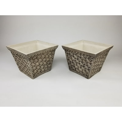 Eero Clay Pot Planter