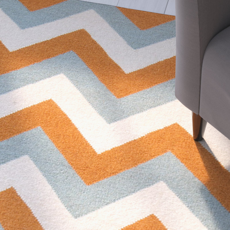 Mars Chevron Wool Hand Woven Area Rug, Rectangle 91 x 152cm