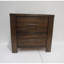 Table de chevet 2 tiroirs en bois au fini chêne pour compléter l'apparence de la chambre à coucher avec tiroirs, Charisma