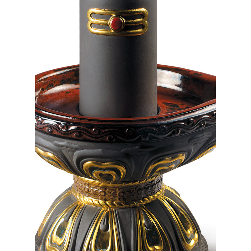 Sculpture lingam