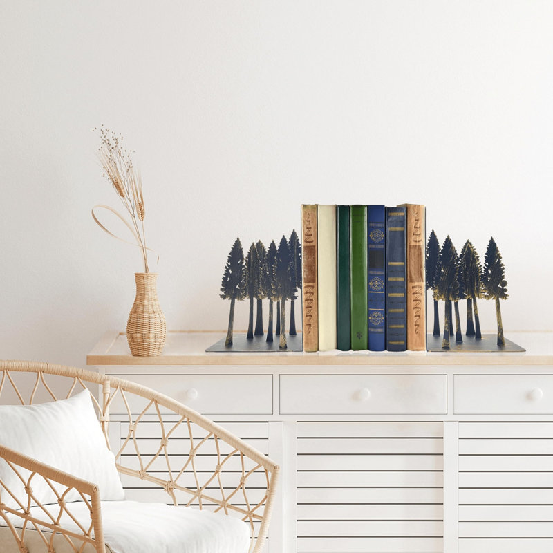 Charming Pine Tree Decor Bookends