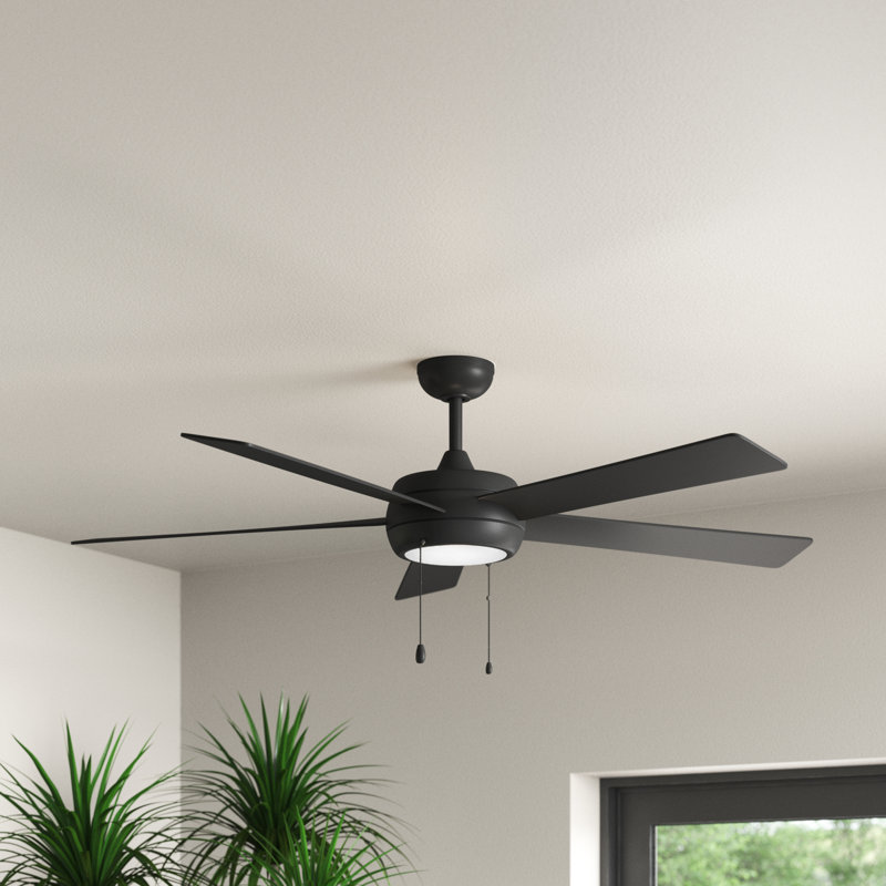 Ventilateur de plafond standard à DEL à 5 pales de 60 po avec chaîne de traction et ensemble d'éclairage Croft