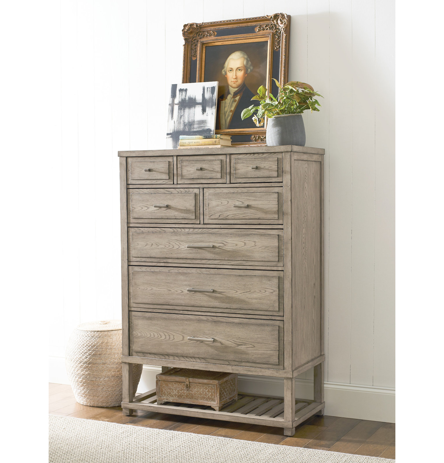 Nevis 8 - Drawer Dresser