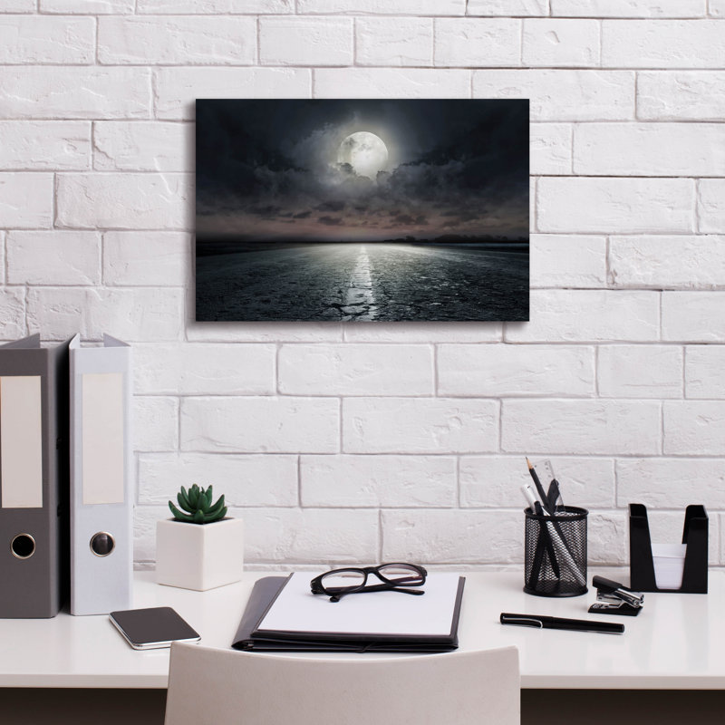 «Moon» par PhotoINC Studio, H 12 po x l 18 po x P 0,75 po
