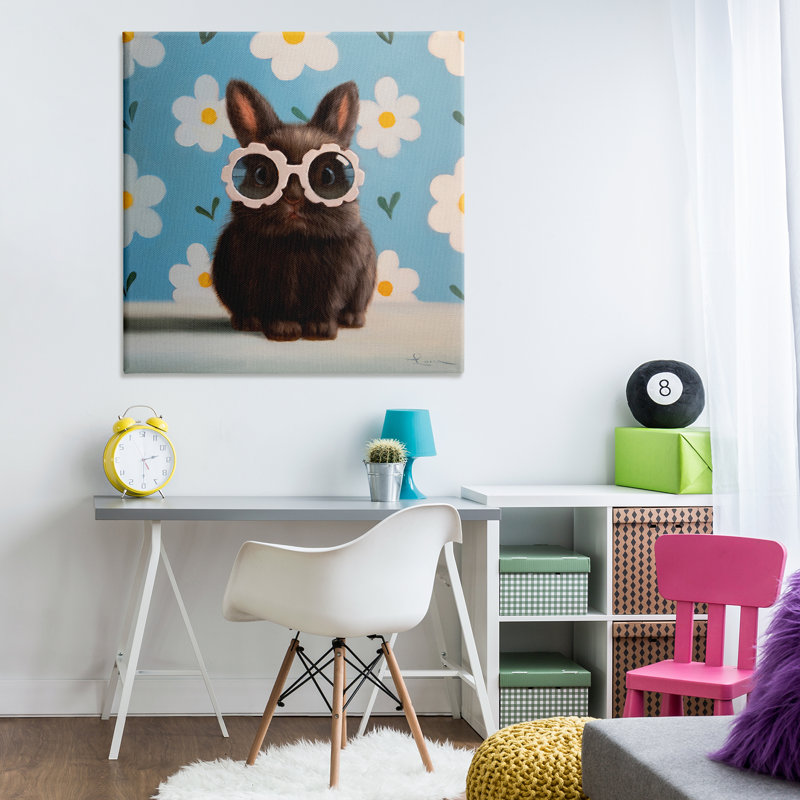 «Flower Child Bunny Canvas», conception par Lucia Heffernan, H 36 po x l 36 po