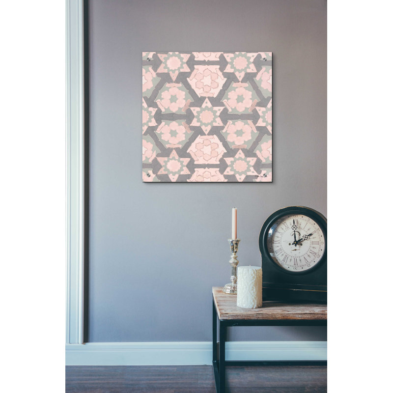 «Pink and Gray Motif 4» par Stellar Design Studio, art mural en verre acrylique, H 24 po x l 24 po x P 0,2 po