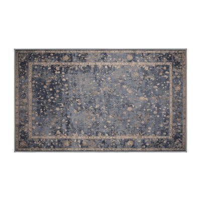 Tapis gris soyeux et moelleux
