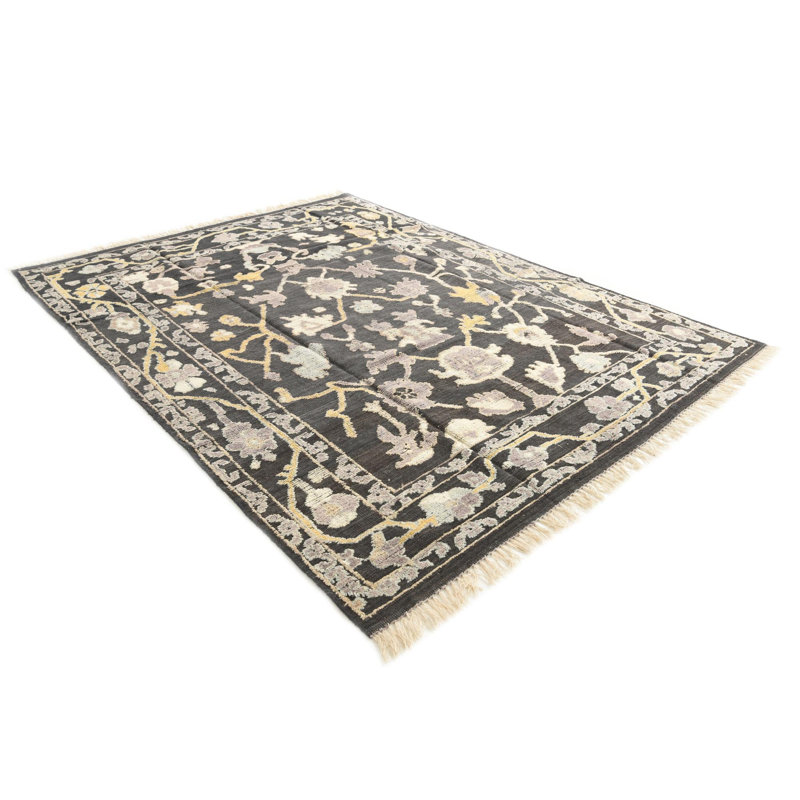 8x10 Pettaway Black Rug