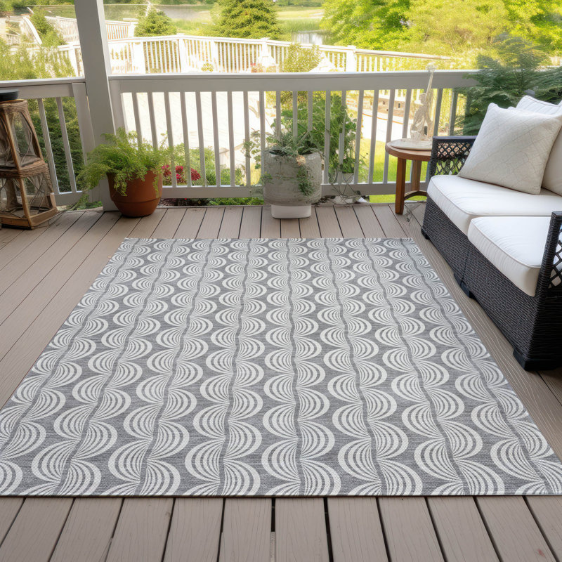 Gray 3' x 5' Washable Synthetic Indoor/Outdoor Rug