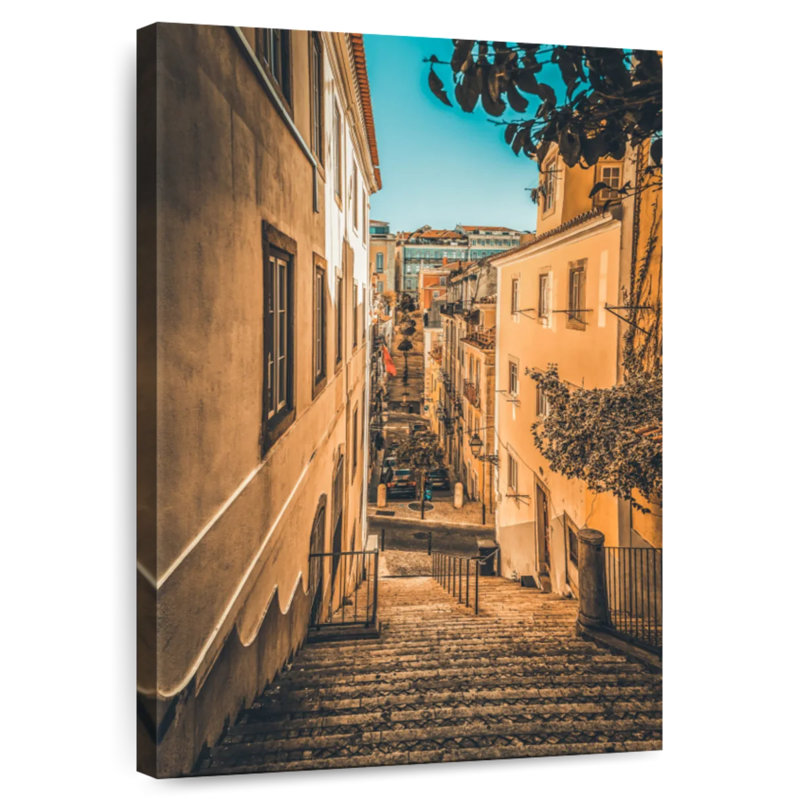 Sirpi Lisbon Steep Street, H 45 po x l 30 po