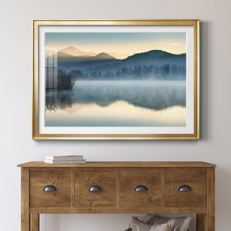Quiet Morning - reproduction de photo sur papier encadrée, Doré, H 26,5 po x l 36,5 po x P 1,5 po
