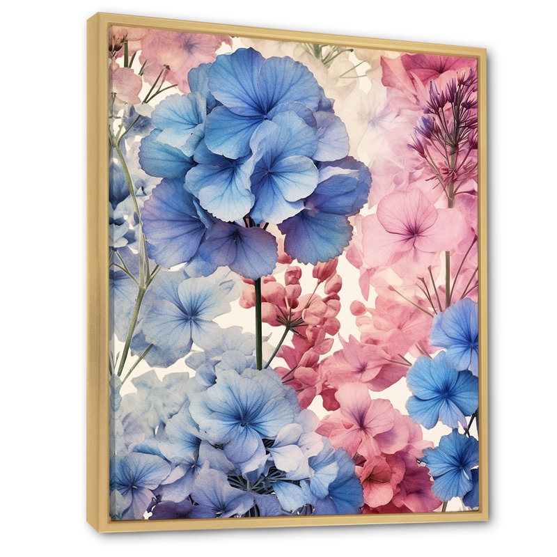 Impression sur toile «Blue and Pink Geranium Collage», Cadre naturel flottant, H 40 po x l 30 po x P 1,5 po