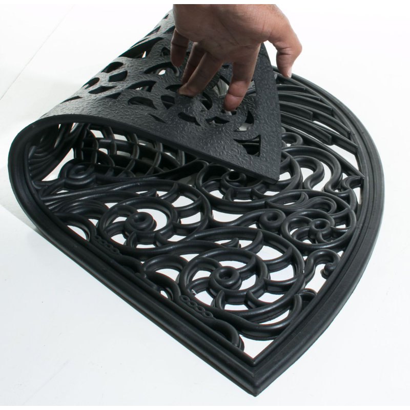 Needville Trellis Outdoor Doormat, Semi-Circle 1'6" x 2'6"