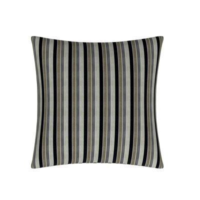 Banbury Square Pillow Cover & Insert