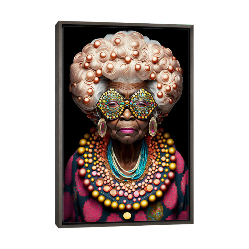 Afrofuturist Grandma I, Toile avec cadre flottant foncé en bois rustique, H 48 po x l 32 po x P 1,5 po