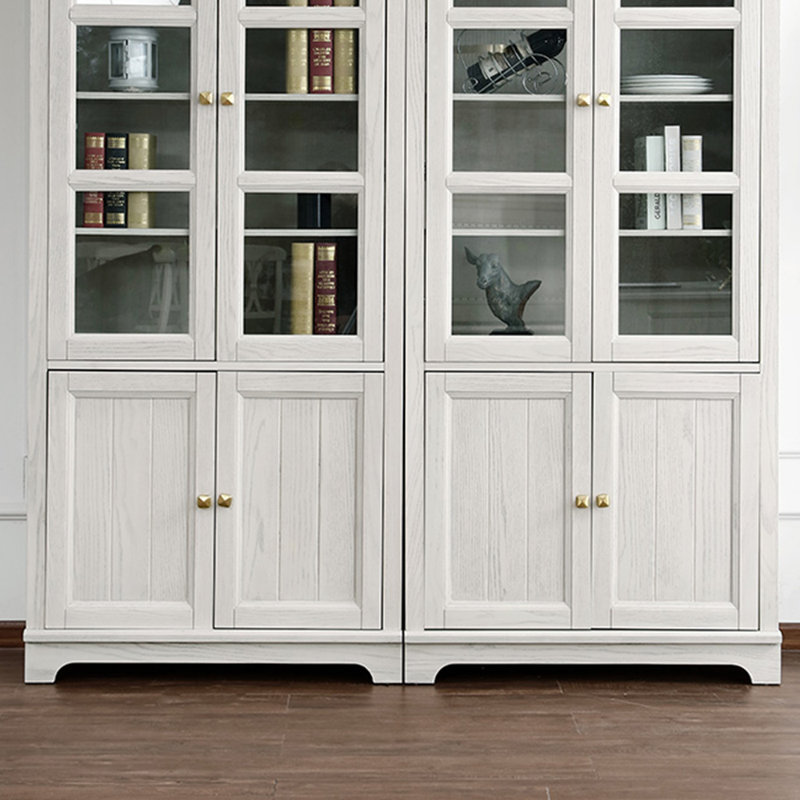 Classic pop white bookcase