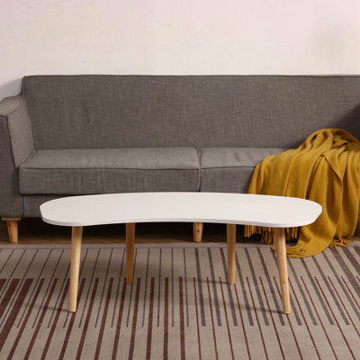 Table basse en forme de noix