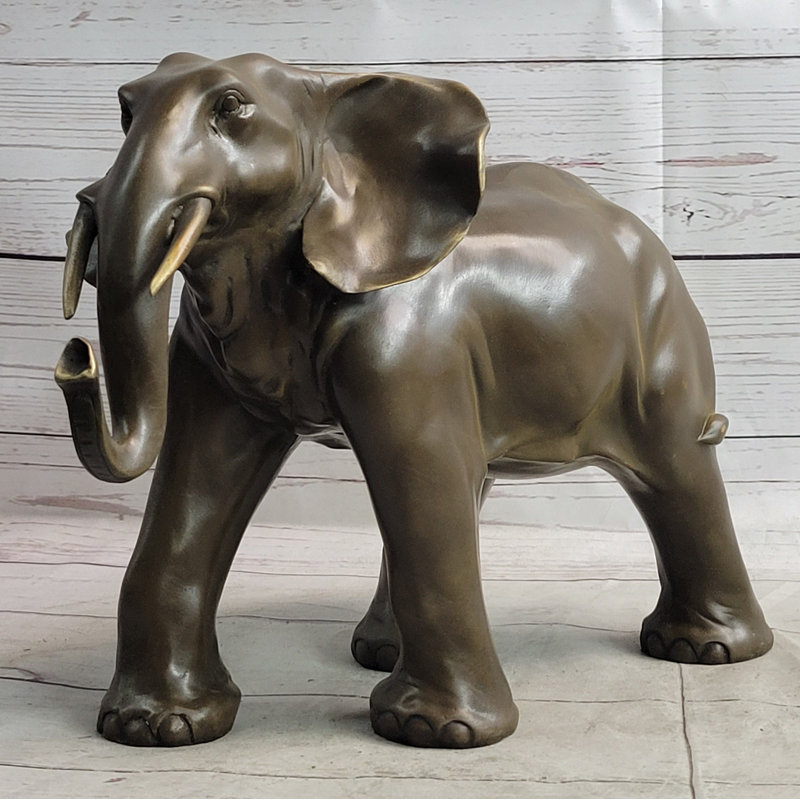 Figurines et sculptures Yosiel