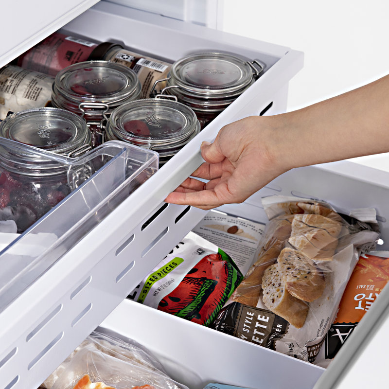 ZLINE 60" 32.2 cu. Ft. Panel Ready Built-In 4-Door French Door Refrigerator, Silver