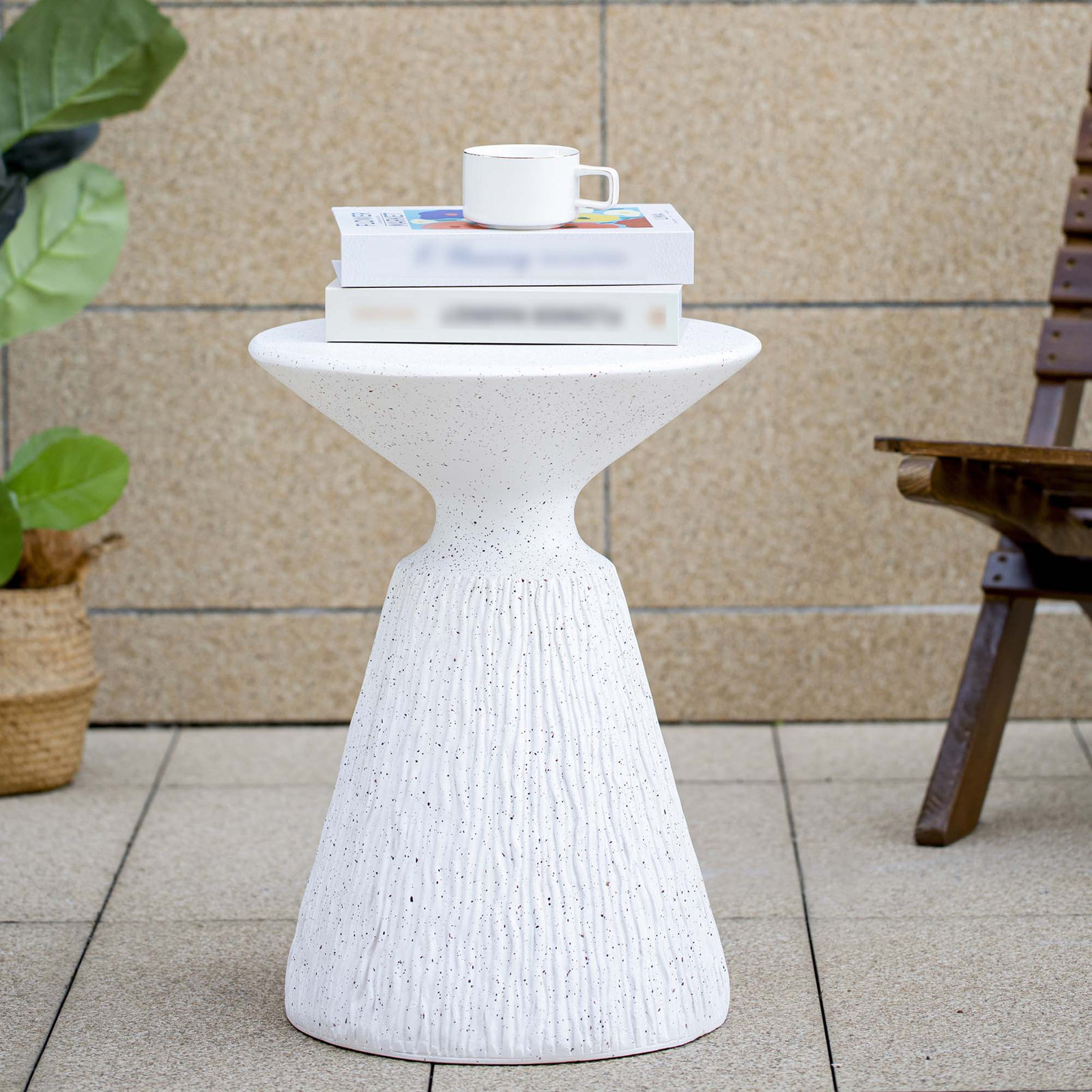 Peter 16" Patio Side Table