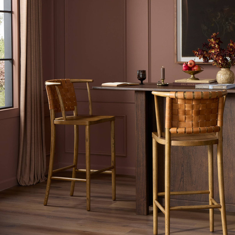 Penelope Stool-Haven Tobacco-Bar, Bar