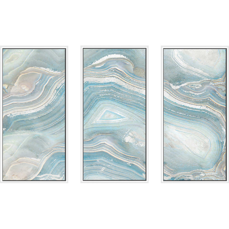 «Agate in Blue I», ensemble de 3 reproductions encadrées sur toile, H 33,5 po x l 52,5 po x P 2 po, Cadre blanc