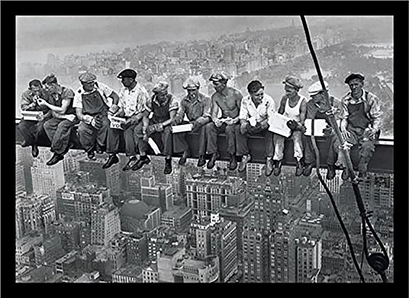 «Déjeuner au sommet d'un gratte-ciel» par John C Ebbets, reproduction de photo encadrée
