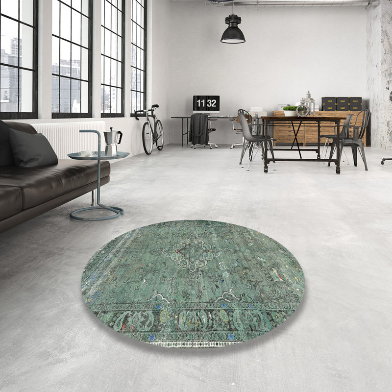 Performance Oriental Indoor Rug, Round 5'