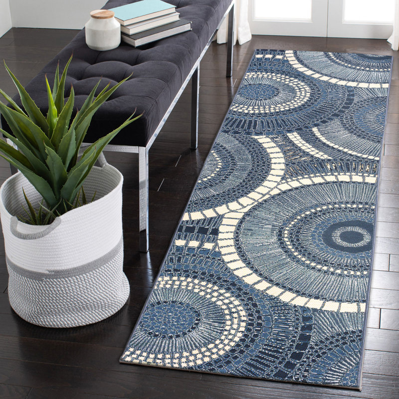 Tapis intérieur / extérieur Bungalow Rose Lohyn Circles, Tapis de couloir 1 pi 11 po x 7 pi 6 po