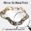 Miroir de coiffeuse traditionnel, imprimé sur métal-117426644