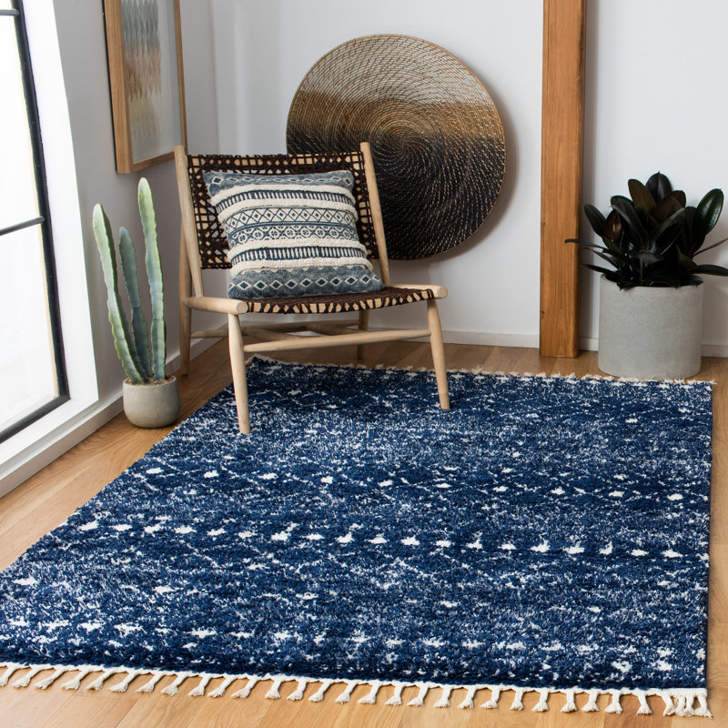 Comer Fringe Shag Performance Southwestern Rug, Rectangle 5' x 7'