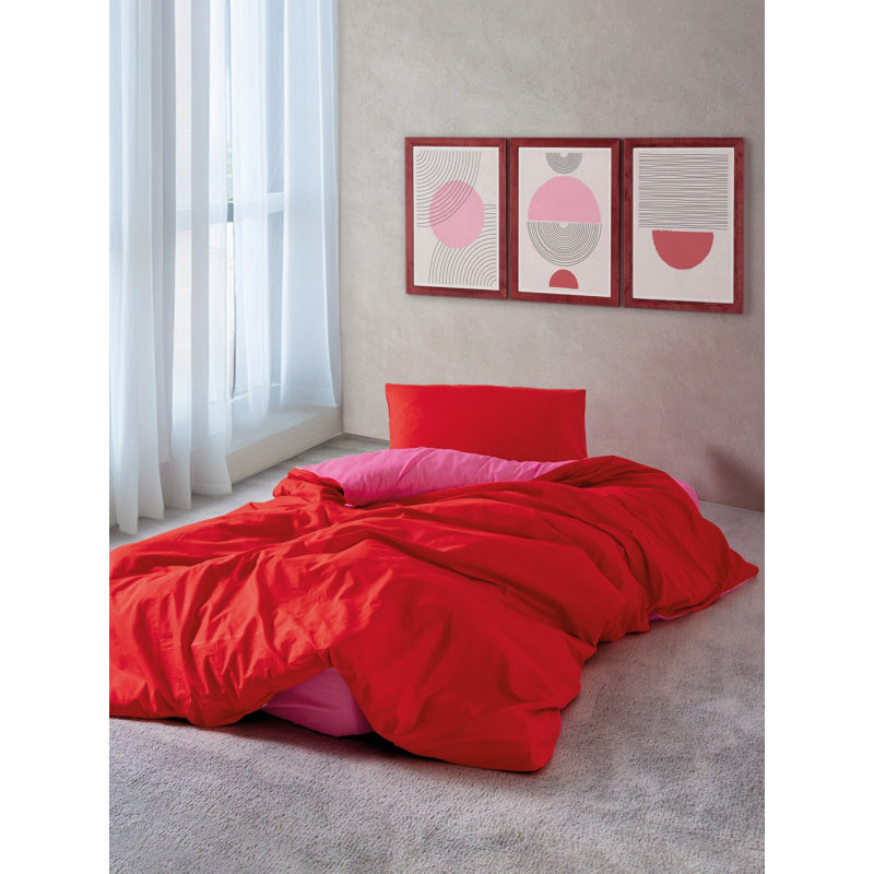 100% Cotton Ranforce Quilt Cover Set, Red & Fuchsia | Duvet Cover 55 x 79, Pillowcase 23.6 x 23.6 | Reactive Printing, Machine Washable at 104°F, Envelope & Button Closure | Soft, Durable, Perfect for Cozy Bedrooms