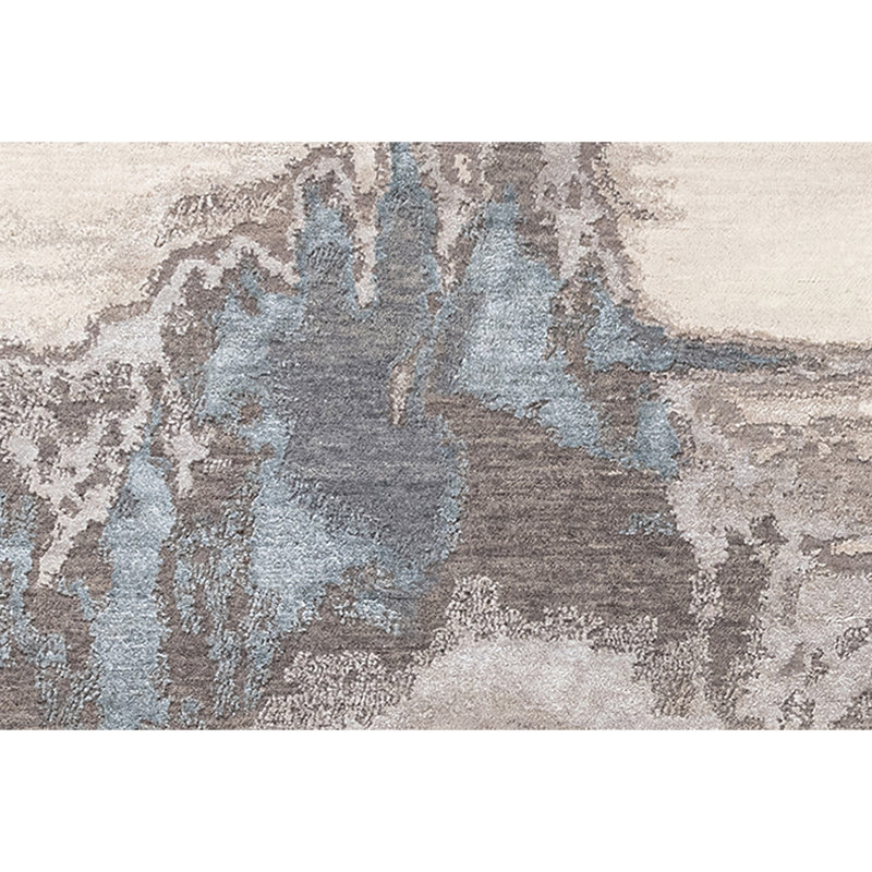 Handmade Silk and Wool Abstract Area Rug, Rectangle 6' x 9'