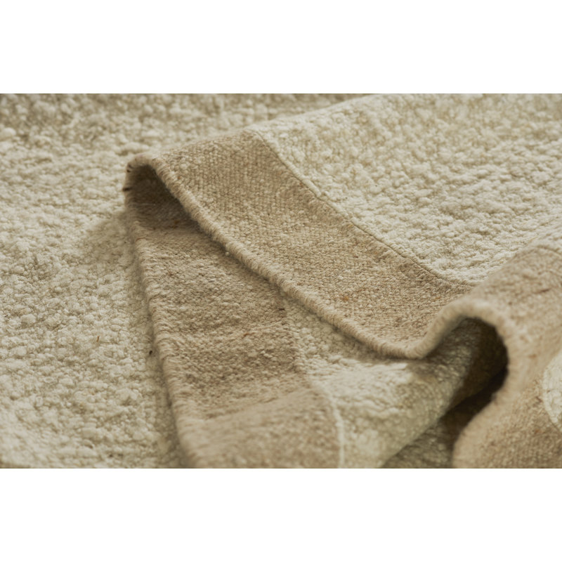 Wool Area Rug in Ivory, Runner 2'6" x 8'