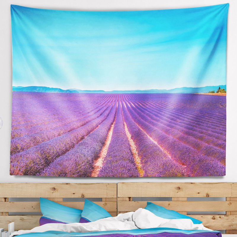 Tapisserie bleu lavande et fleurs claires landscape, H 68 po x l 80 po