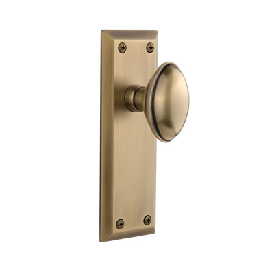 Grandeur Fifth Avenue Plate Privacy with Eden Prairie Door Knob